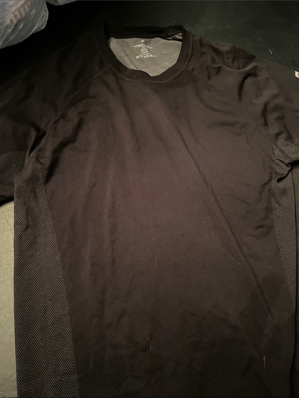 Fabletics Men's Black Long-Sleeve Performance Tee
